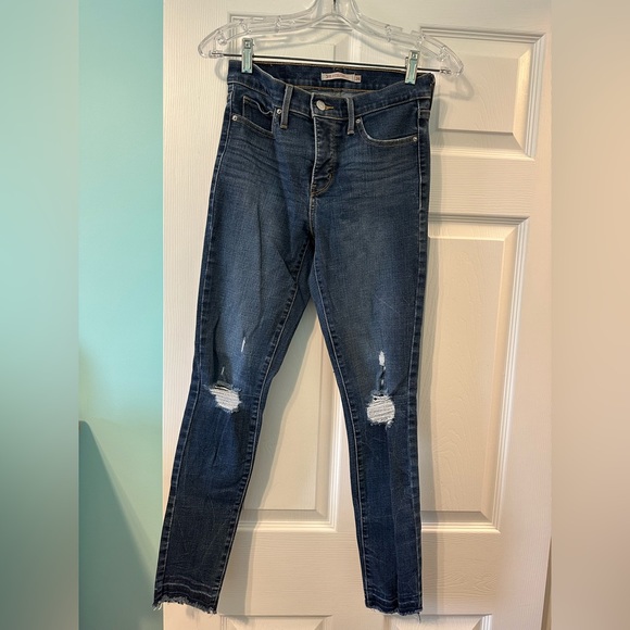 Levi’s 311 Shaping Skinny Jeans size 26 - Picture 1 of 3
